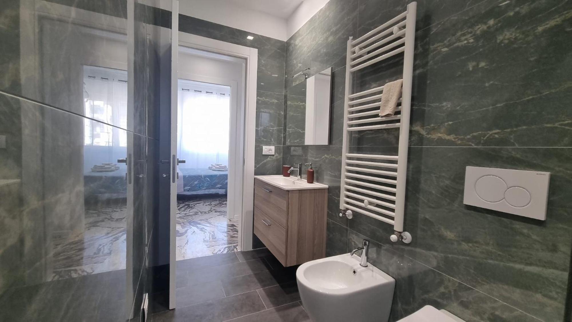 Repubblica Rooms Bari Bagian luar foto