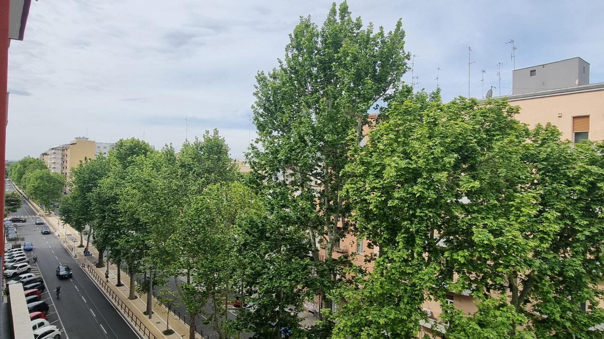 Repubblica Rooms Bari Bagian luar foto