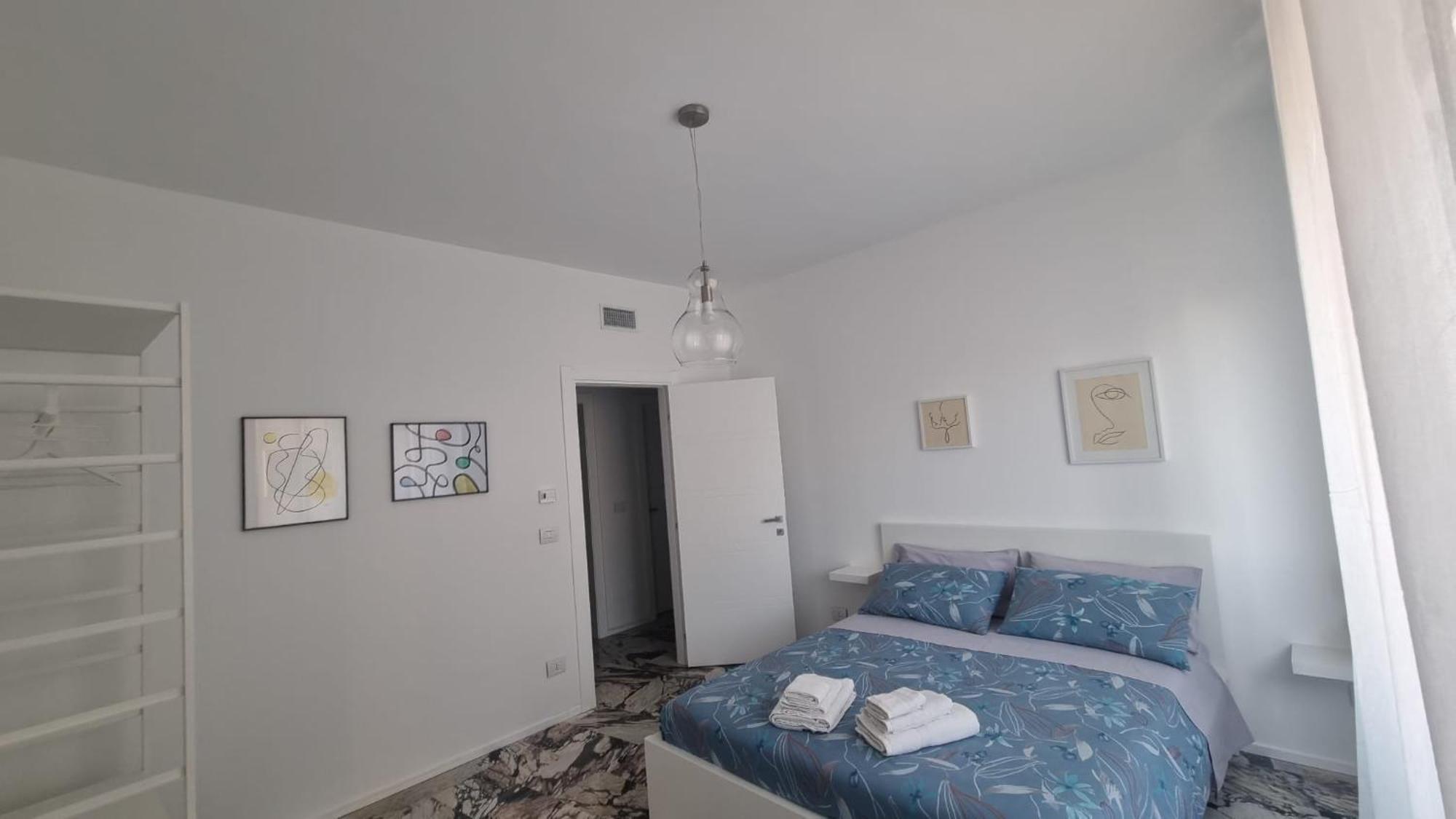 Repubblica Rooms Bari Bagian luar foto